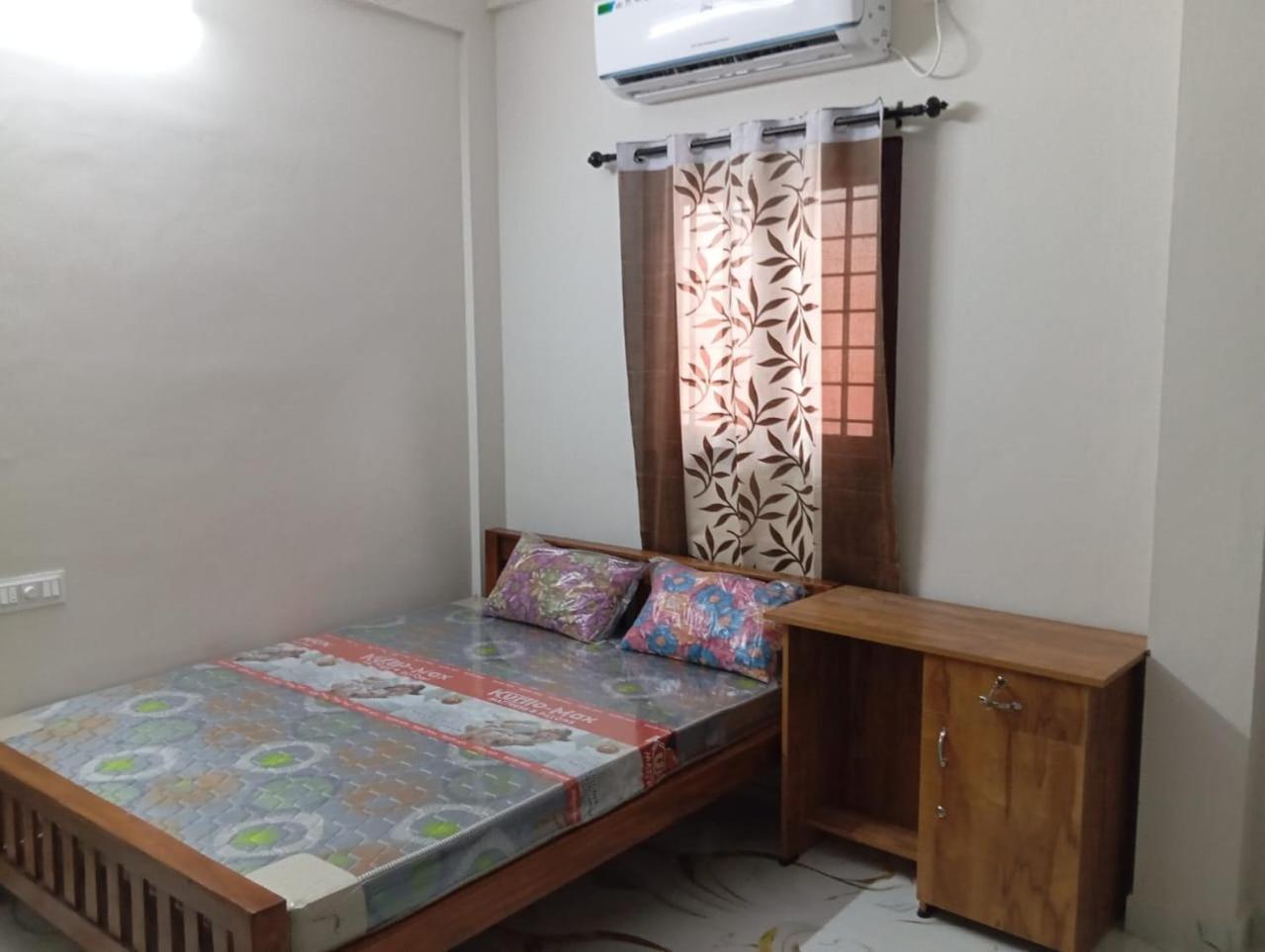 The Bunkhouse Lodge & Hostel Kochi Bagian luar foto